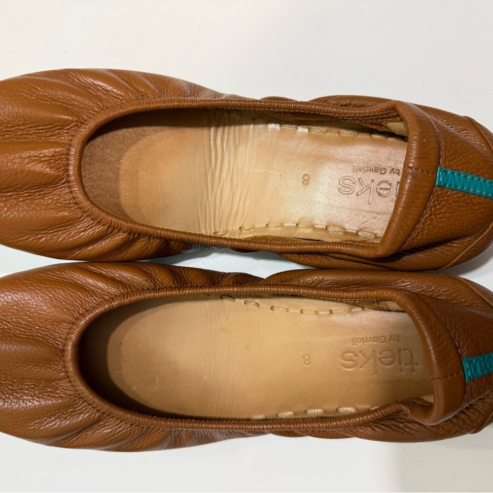 Tieks Brown Leather Flats with Teal Accent